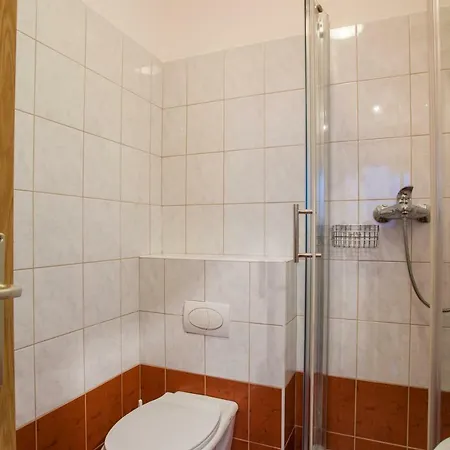 Apartment Medak Cres